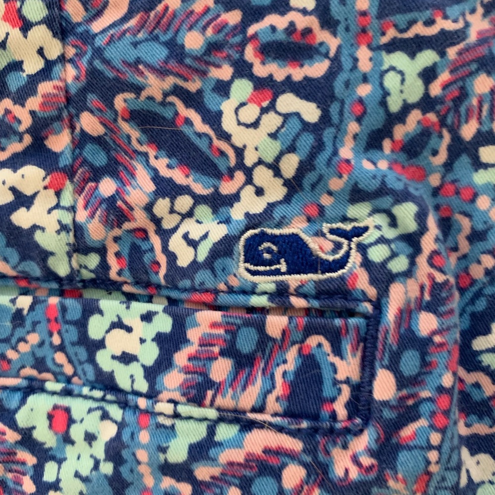 COPY - Vineyard Vines Sand-dollar shorts Sz 8